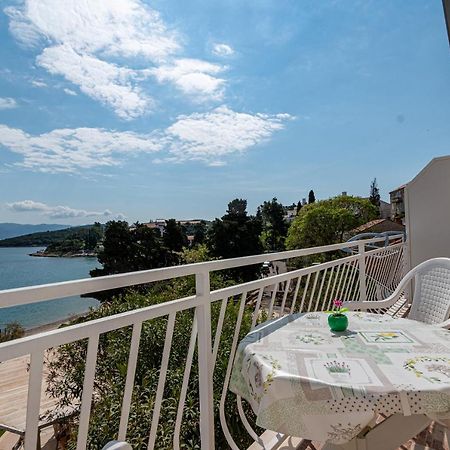 Siriscevic Apartment コルチュラ エクステリア 写真